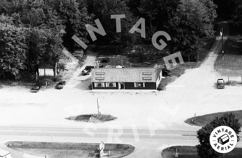 Cut River Inn (Fishers Bar and Restaurant, Callihans) - Cut River Inn 1992 (newer photo)